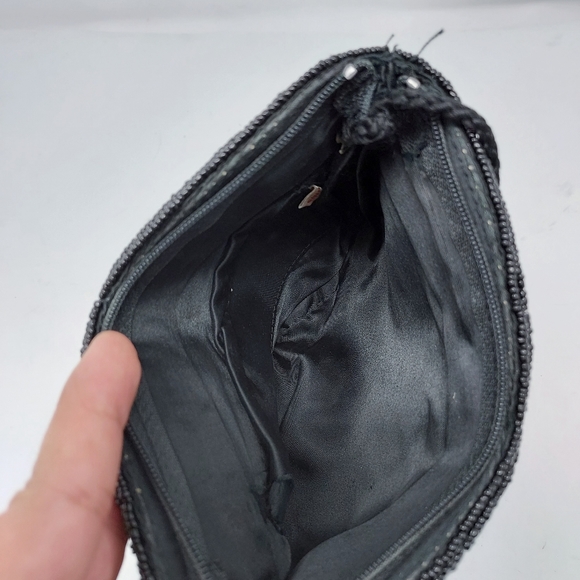 ⭐️5/$20 Black Beaded & Sequins Special Occasion Bag - Picture 5 of 6